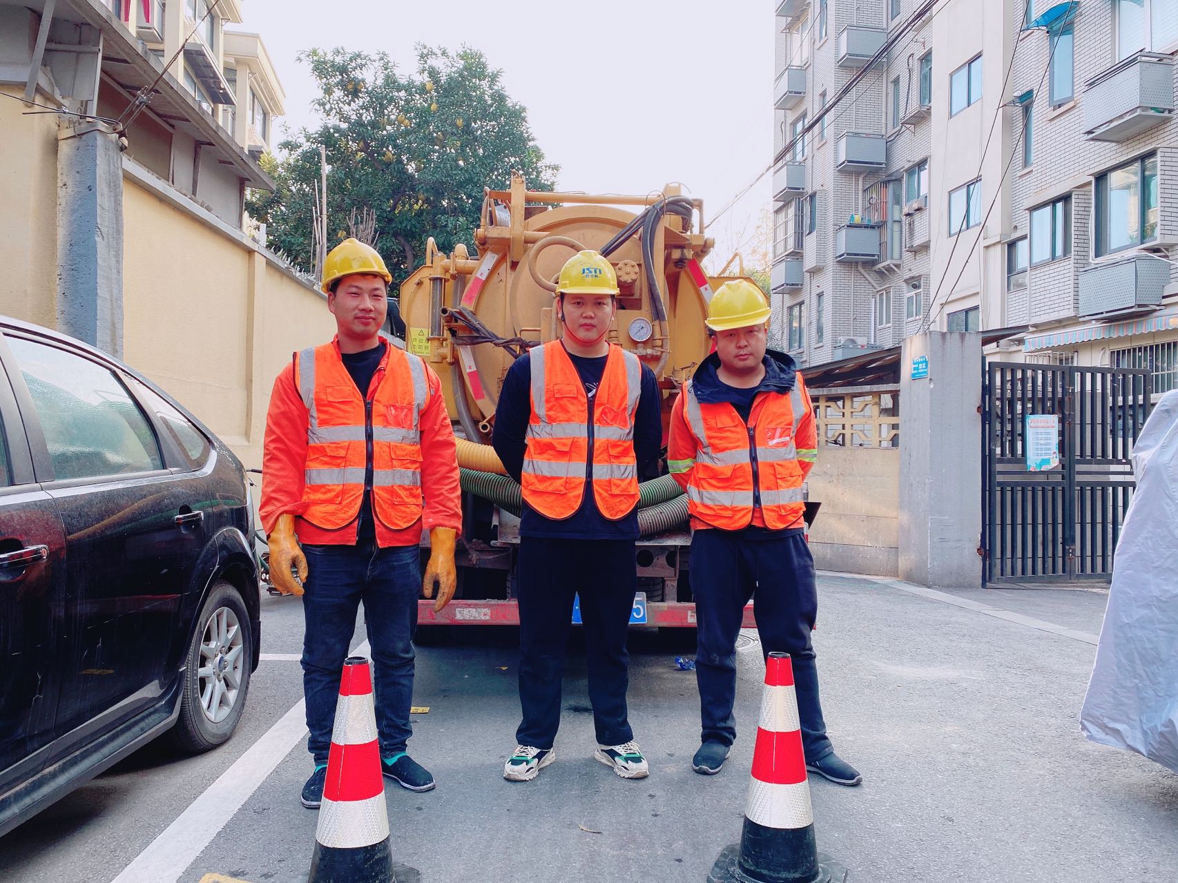 南京某小區(qū)管道清淤檢測施工